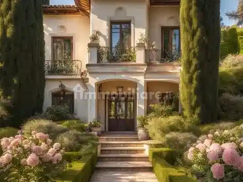Villa in vendita a Forte dei Marmi
