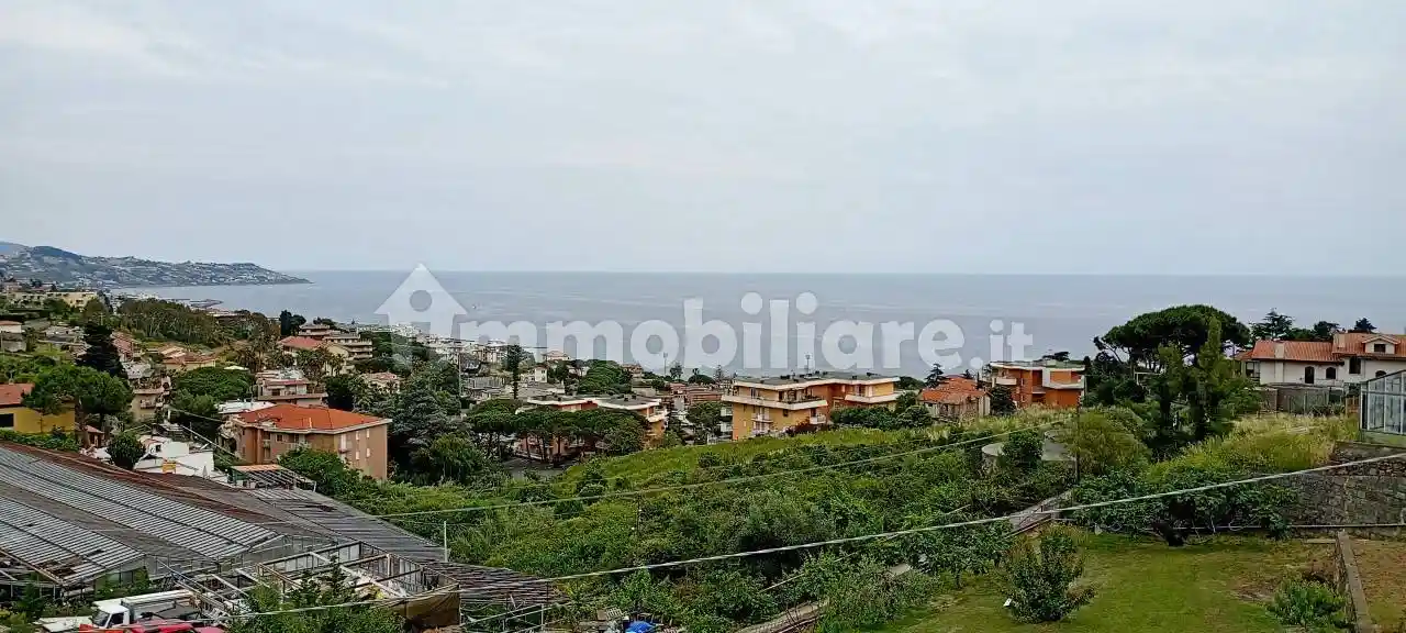 Villa in vendita a Sanremo