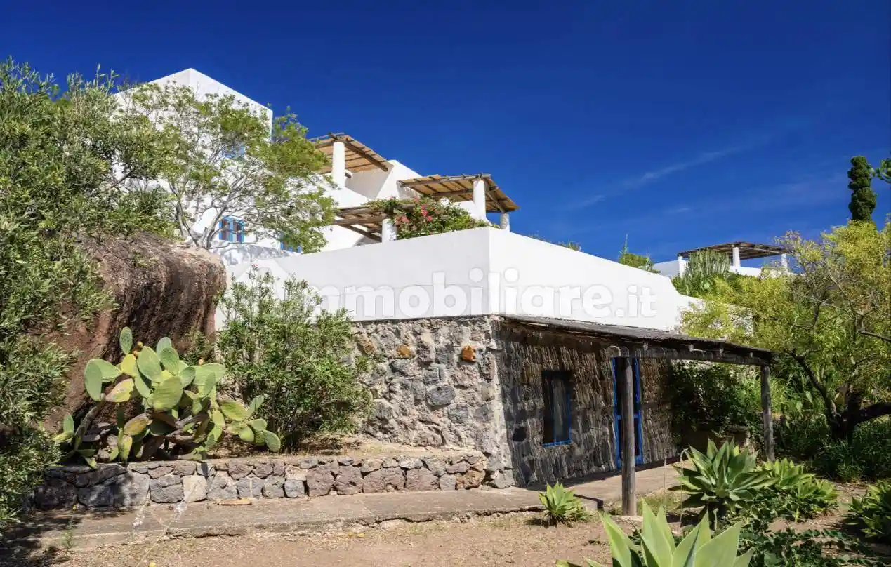 Villa in vendita a Lipari