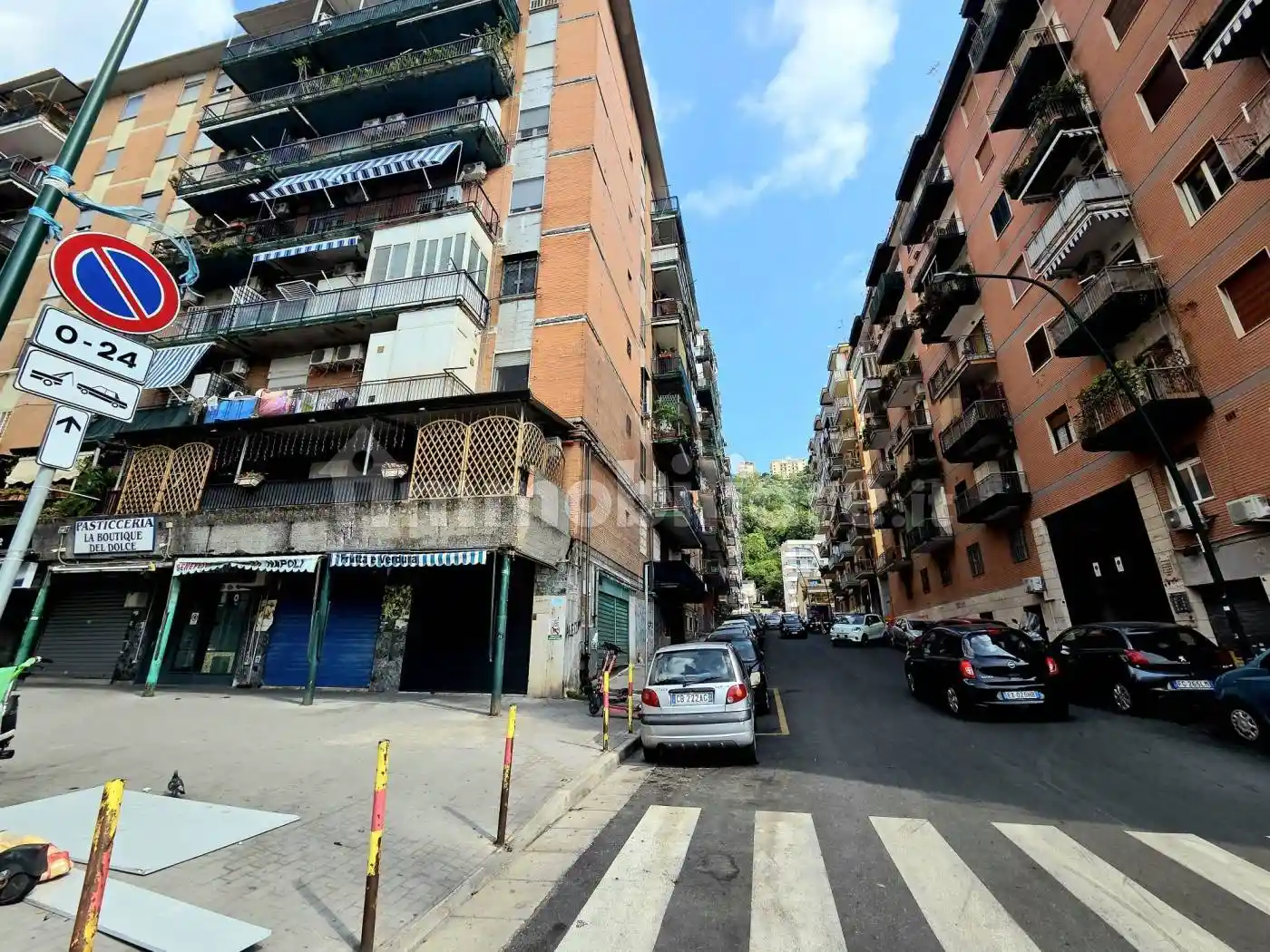 Appartamento in vendita a Napoli