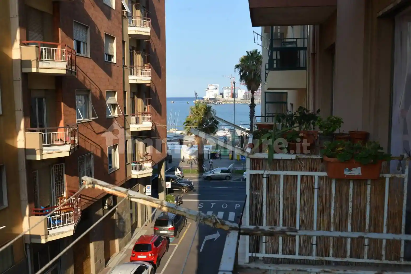Appartamento in vendita a Vado Ligure
