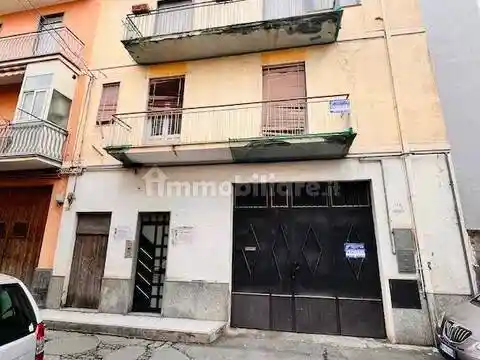 Villa in vendita a Adrano