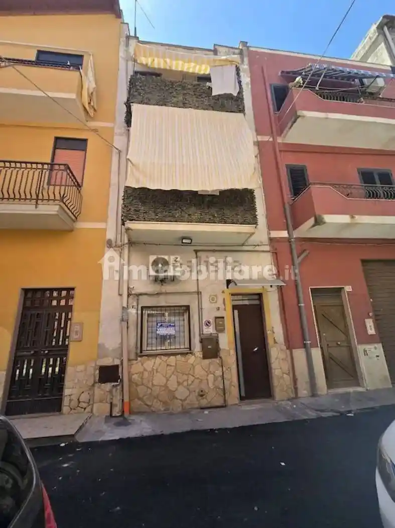 Villa in vendita a Adrano