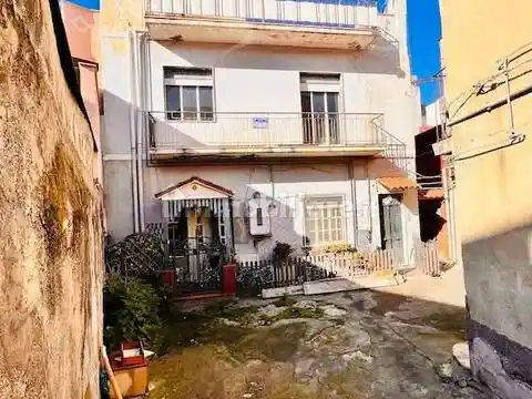 Appartamento in vendita a Adrano