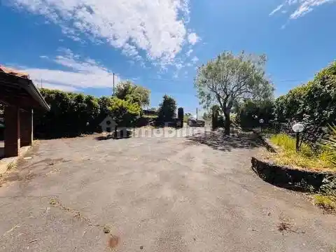 Villa in vendita a Adrano