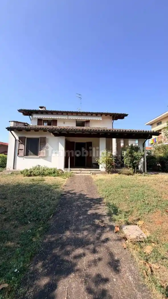 Villa in vendita a Noceto