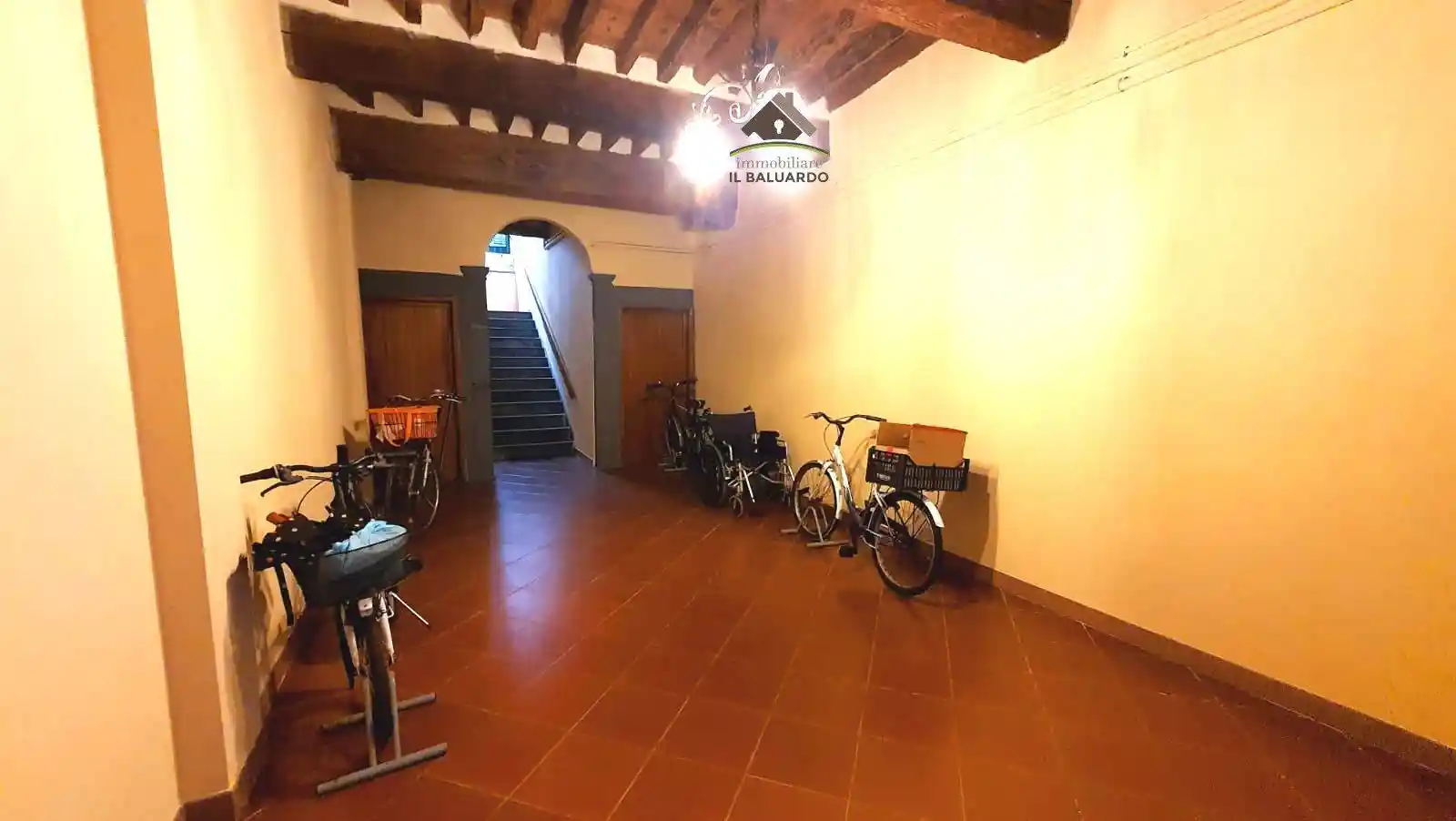 Appartamento in vendita a Lucca