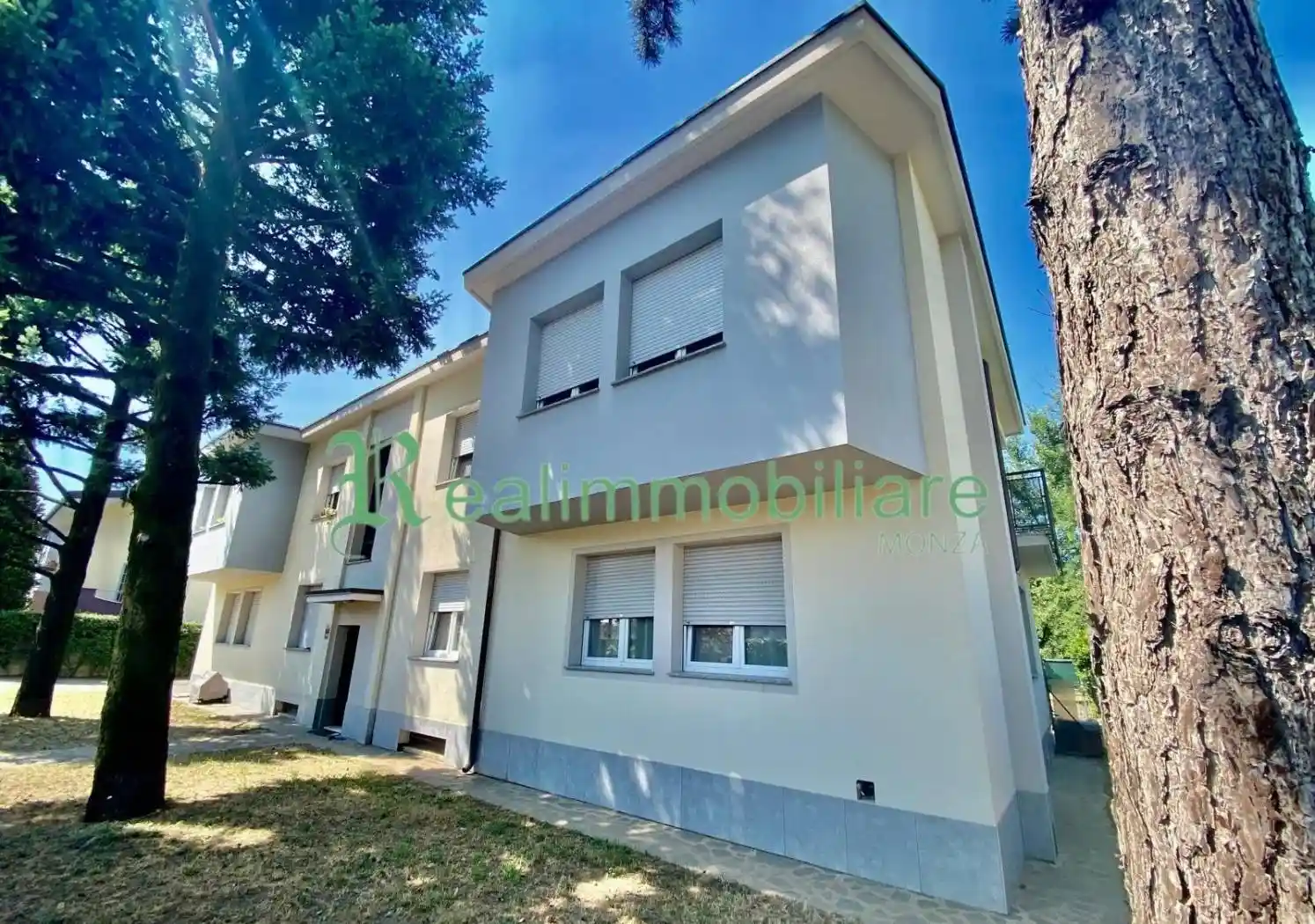 Villa in vendita a Muggiò