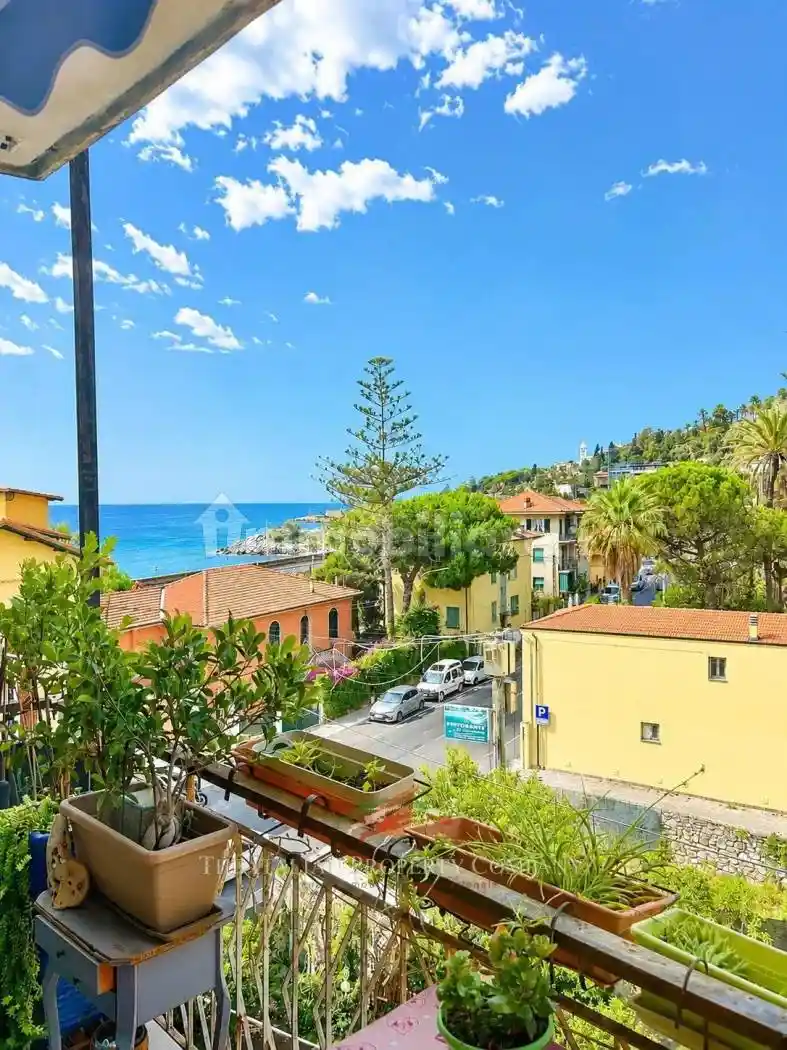 Appartamento in vendita a Bordighera