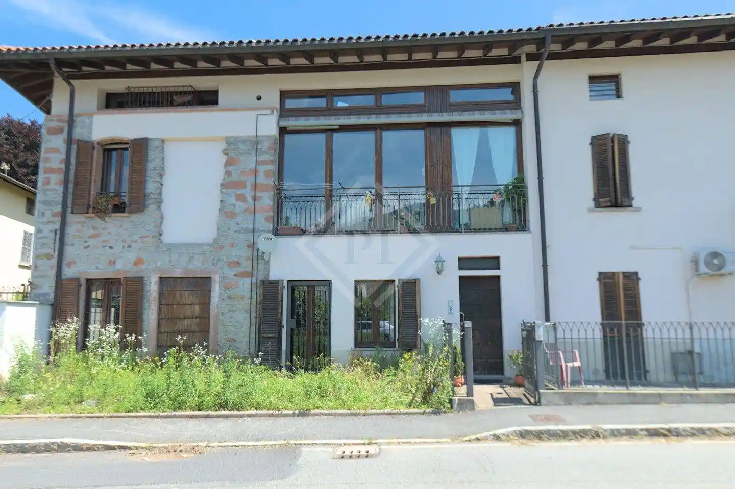 Appartamento in vendita a Brinzio