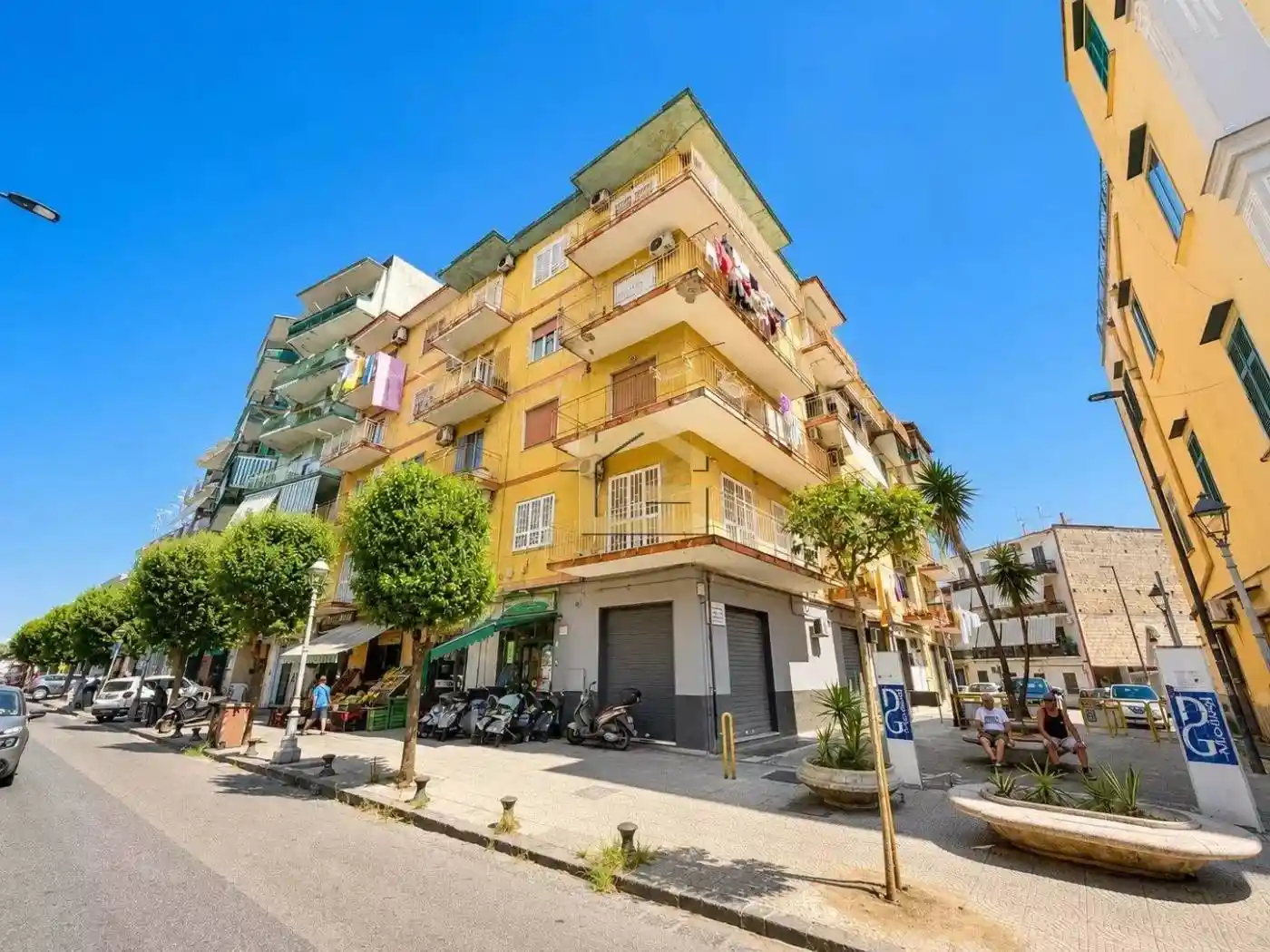 Appartamento in vendita a Napoli