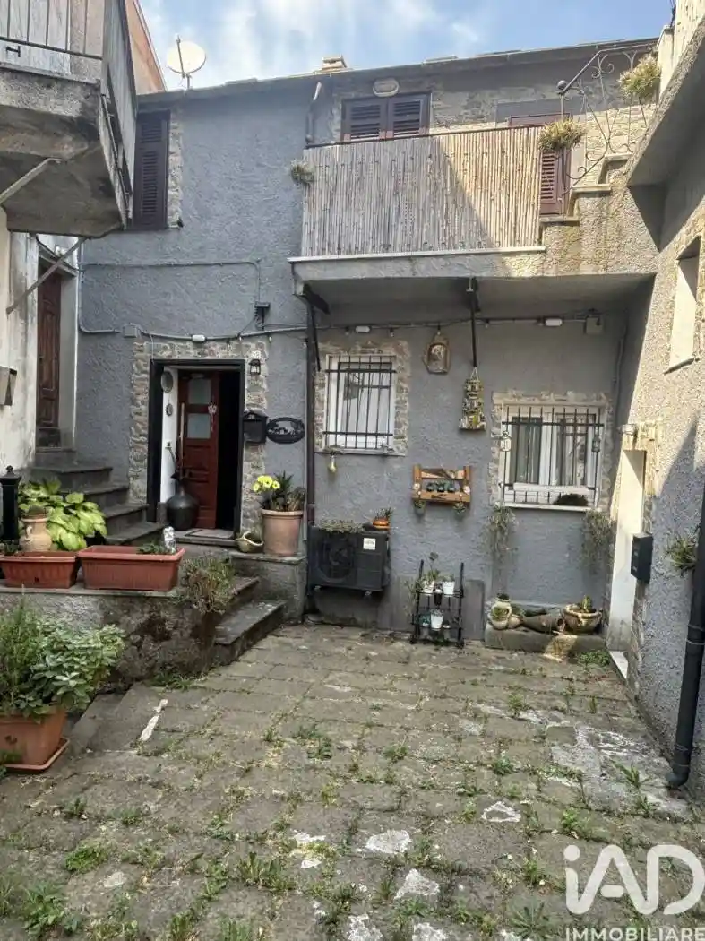 Casa indipendente in vendita a Carro