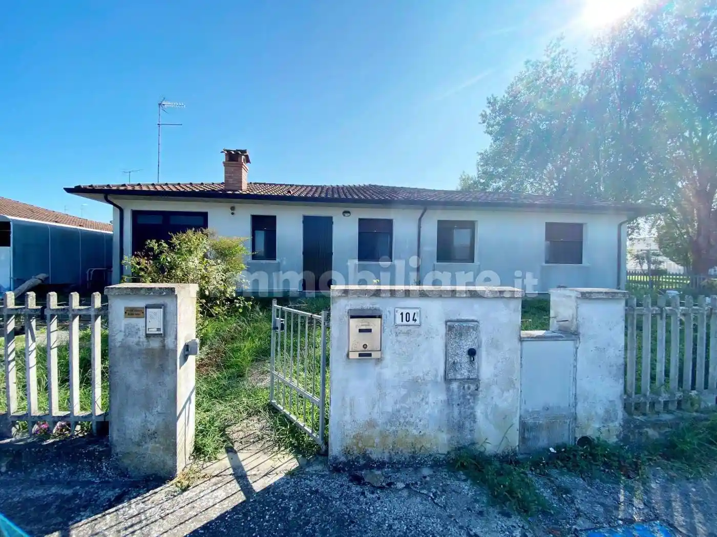 Villetta a schiera in vendita a Jolanda di Savoia