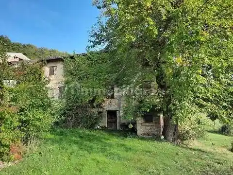 Rustico - Casale in vendita a Serramazzoni
