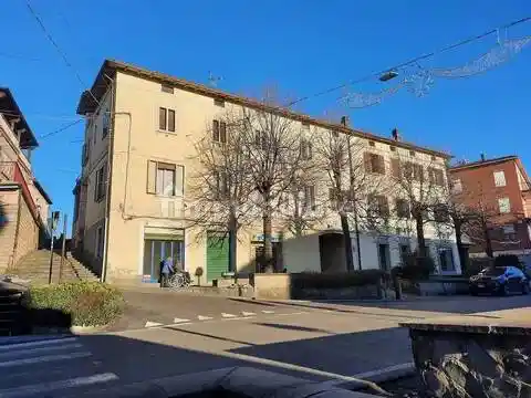 Villa in vendita a Serramazzoni
