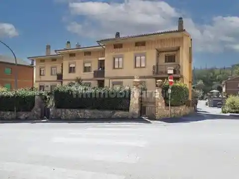 Appartamento in vendita a Capranica