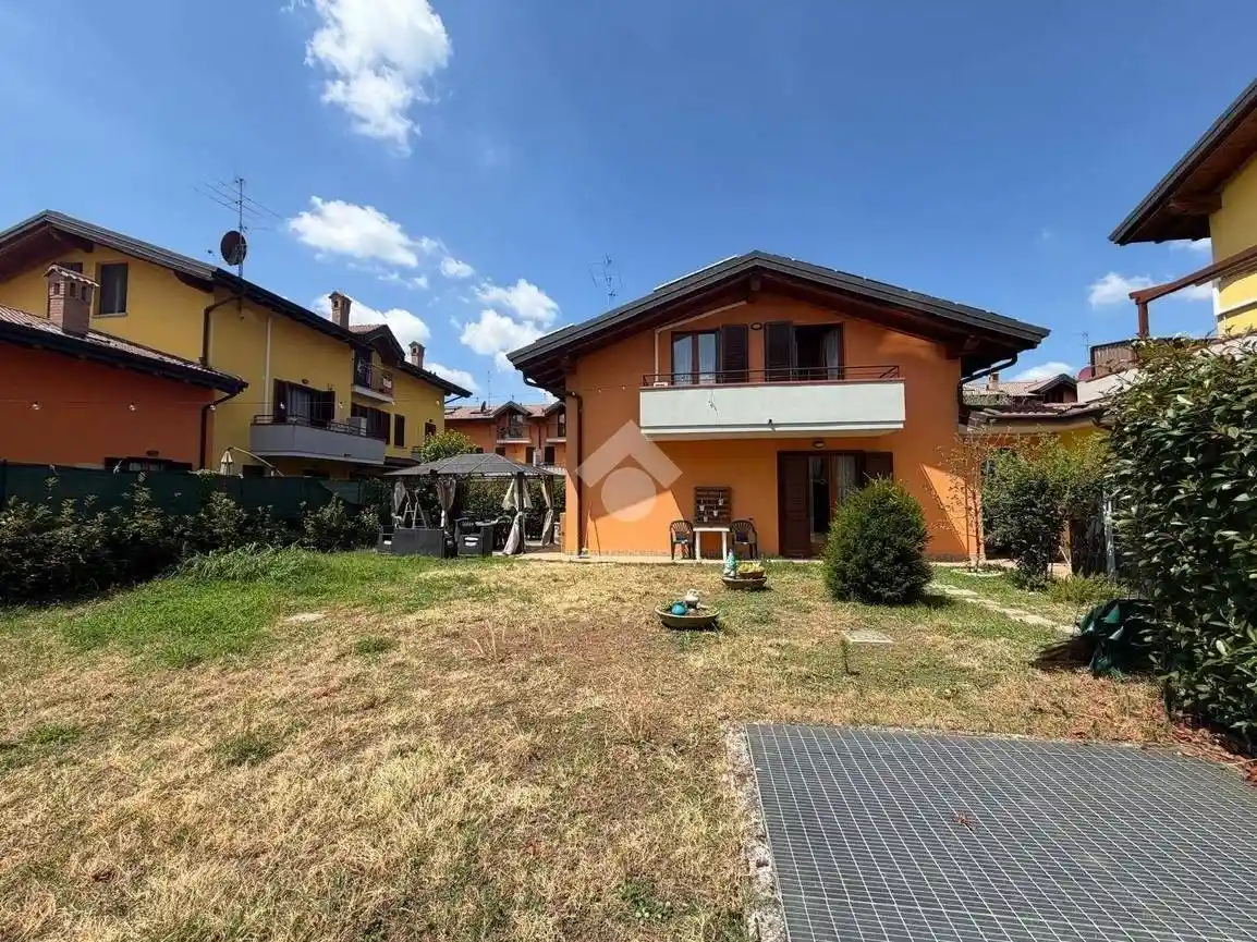 Villetta a schiera in vendita a Boltiere