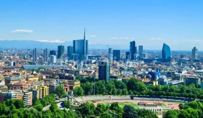 Palazzo - Edificio in vendita a Milano