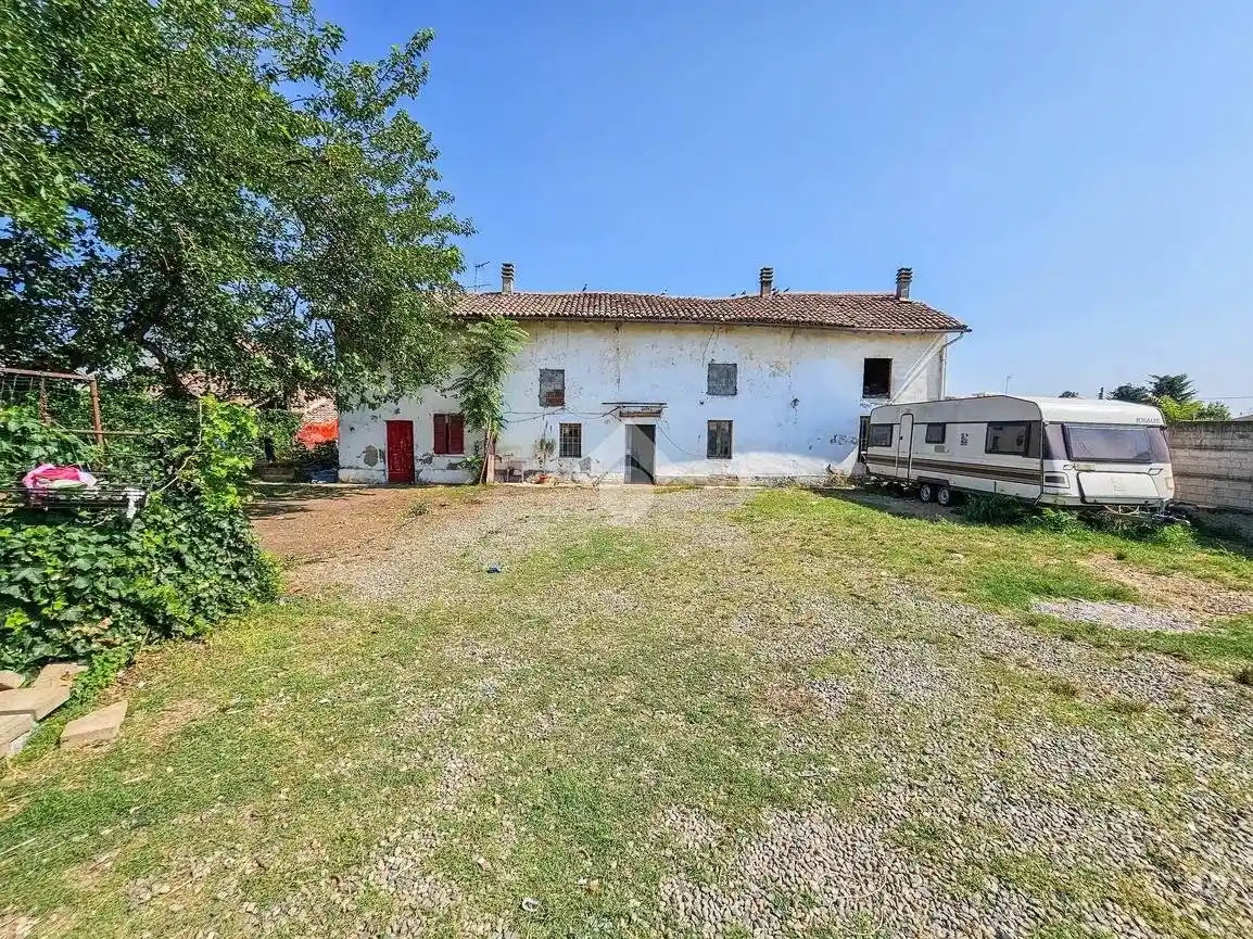 Rustico - Casale in vendita a Alessandria