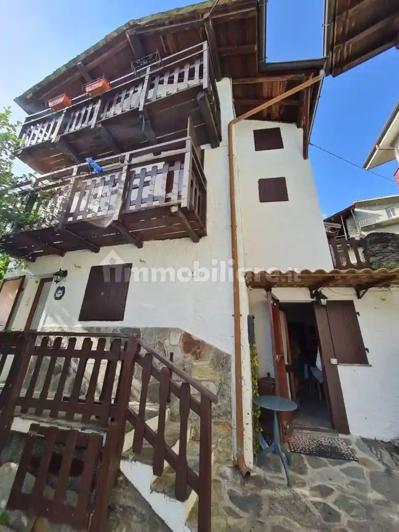 Casa indipendente in vendita a Cercino