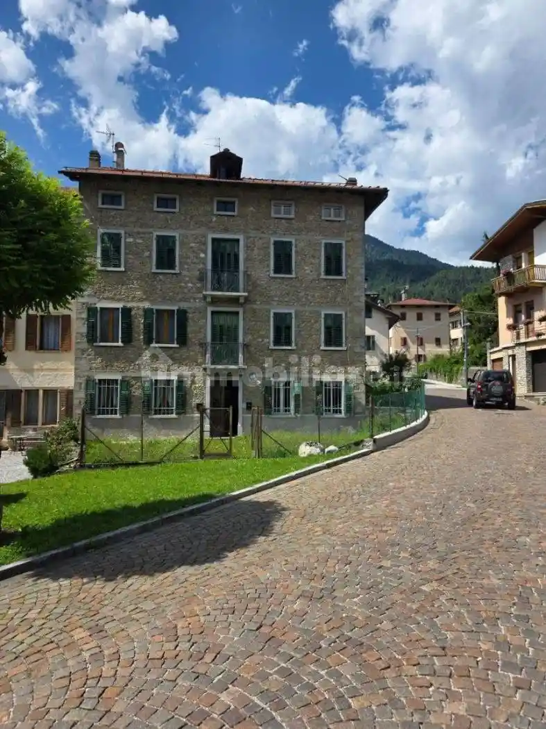 Casa indipendente in vendita a Domegge di Cadore