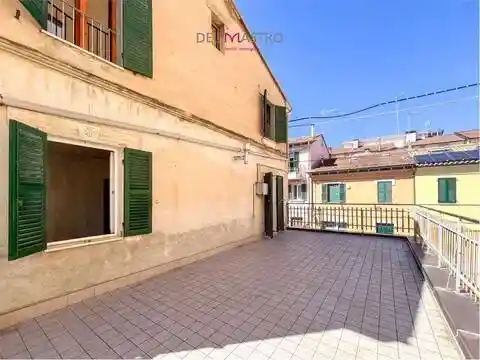 Appartamento in vendita a Jesi