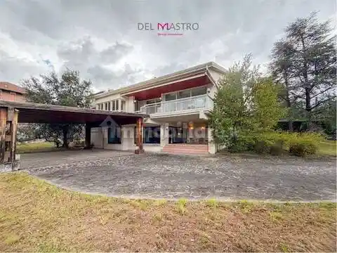 Villa in vendita a Fabriano