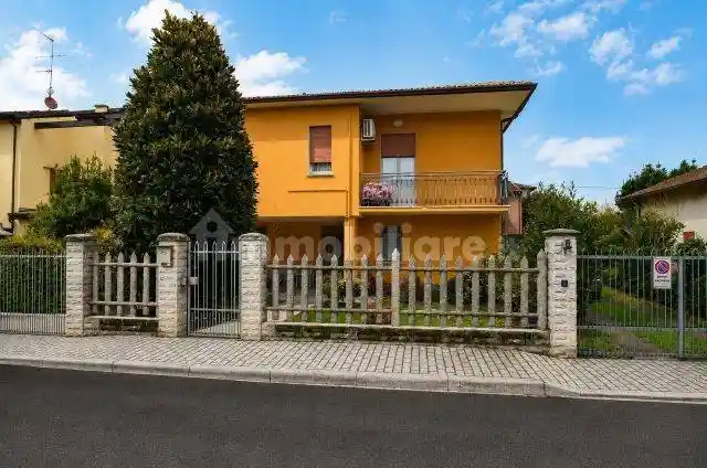 Villa in vendita a Comacchio