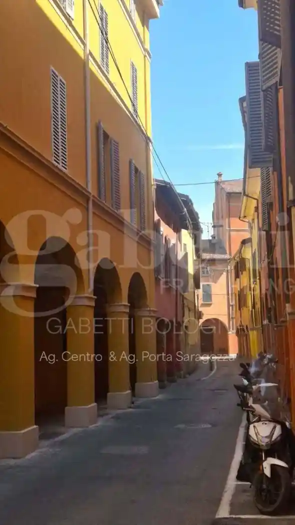 Appartamento in vendita a Bologna
