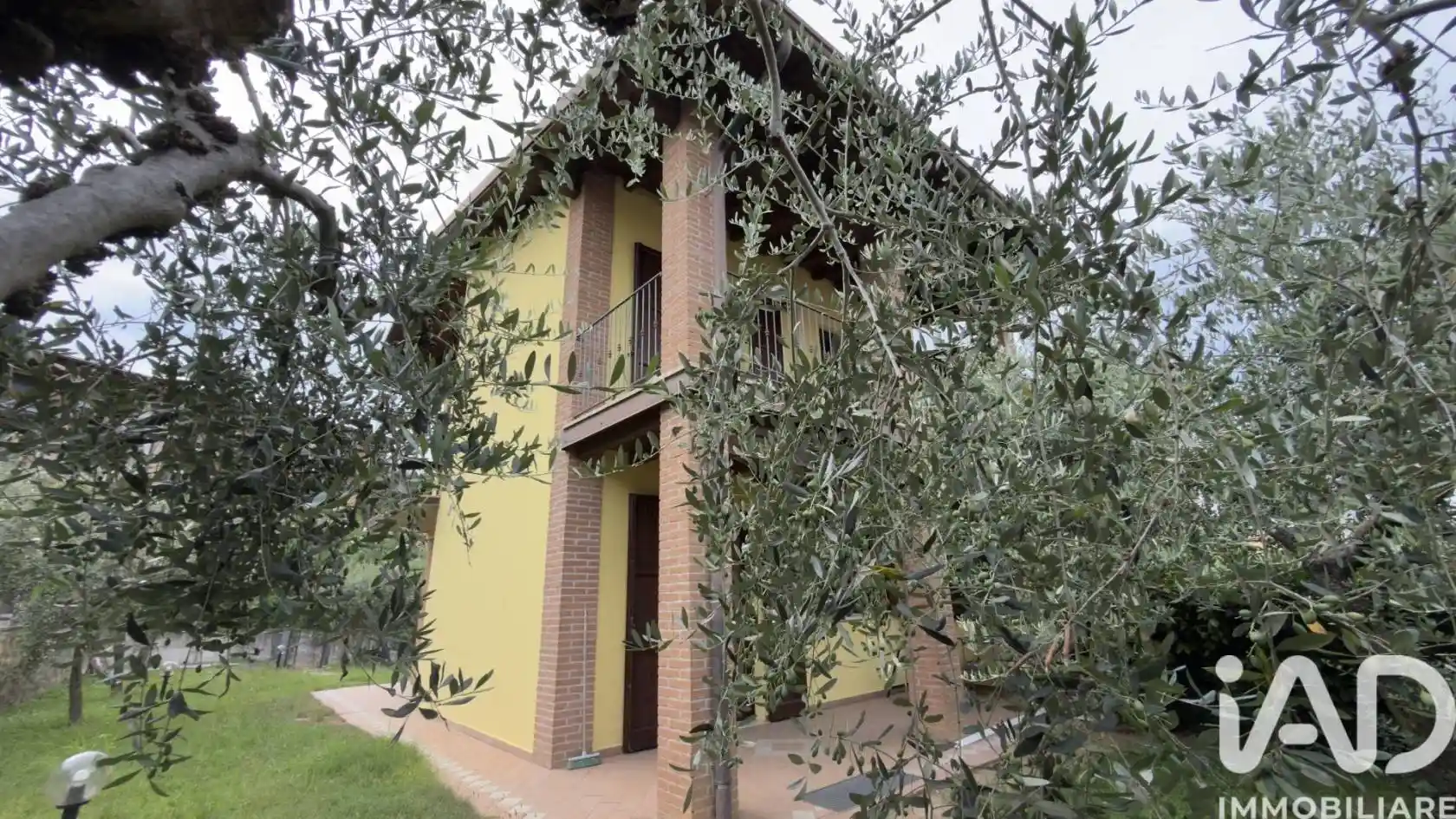 Villa in vendita a Polpenazze del Garda