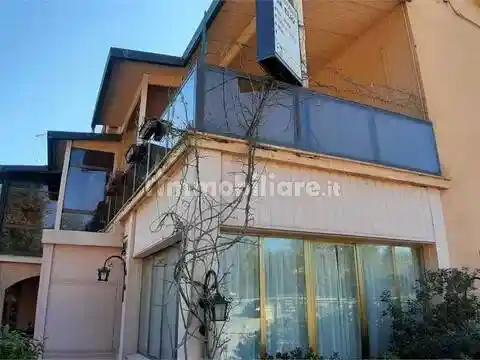 Palazzo - Edificio in vendita a Piegaro