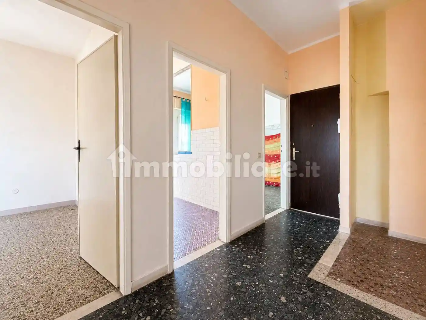 Appartamento in vendita a Viareggio