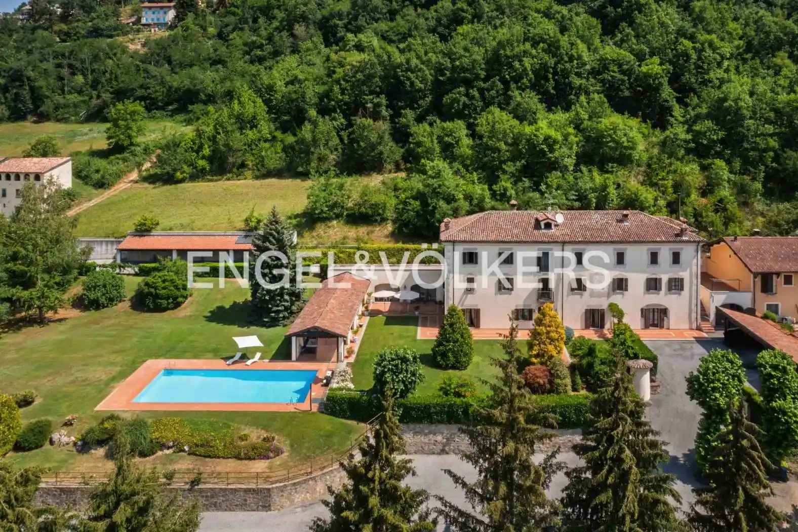 Villa in vendita a Priero