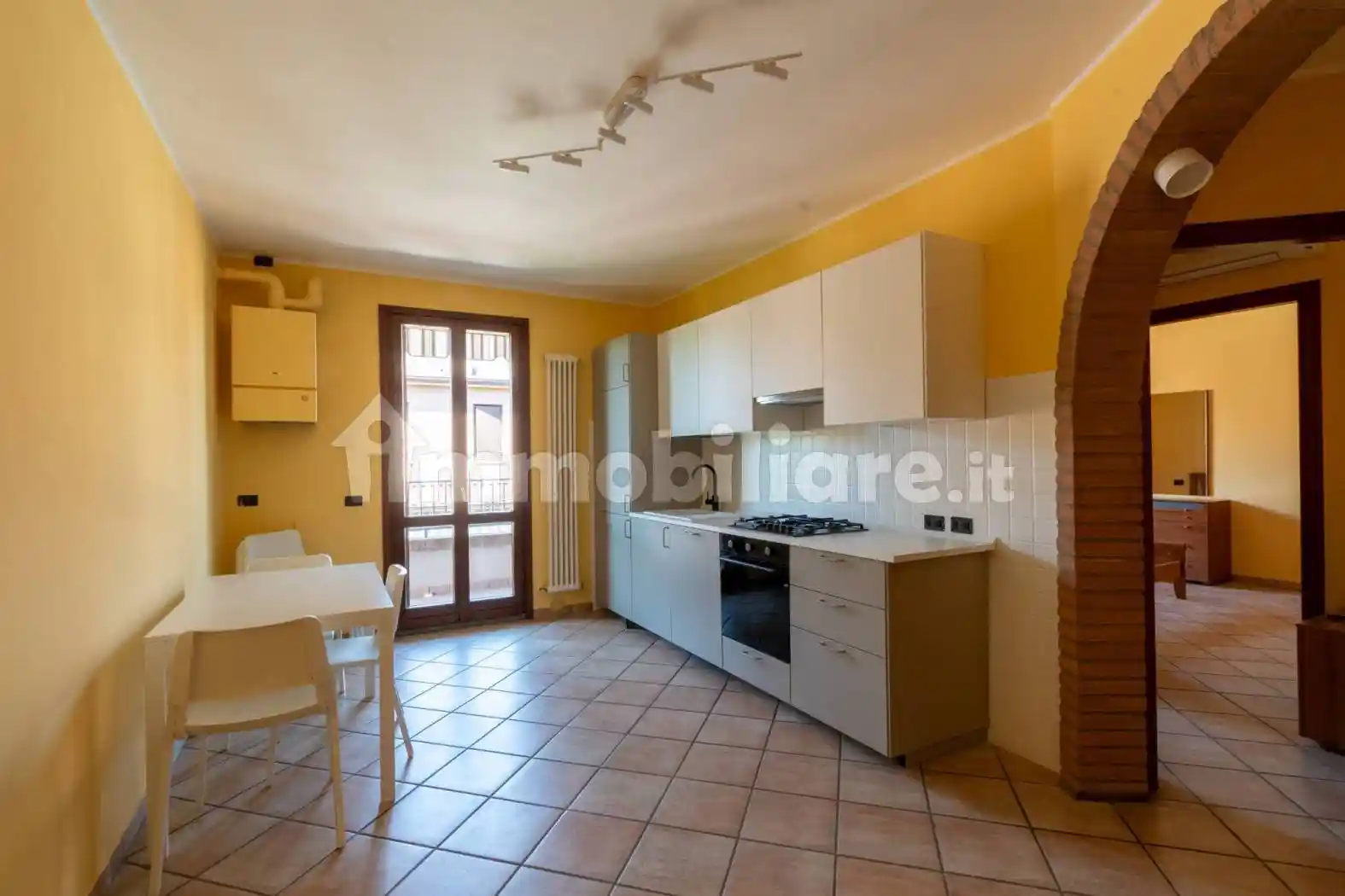 Appartamento in affitto a Rolo
