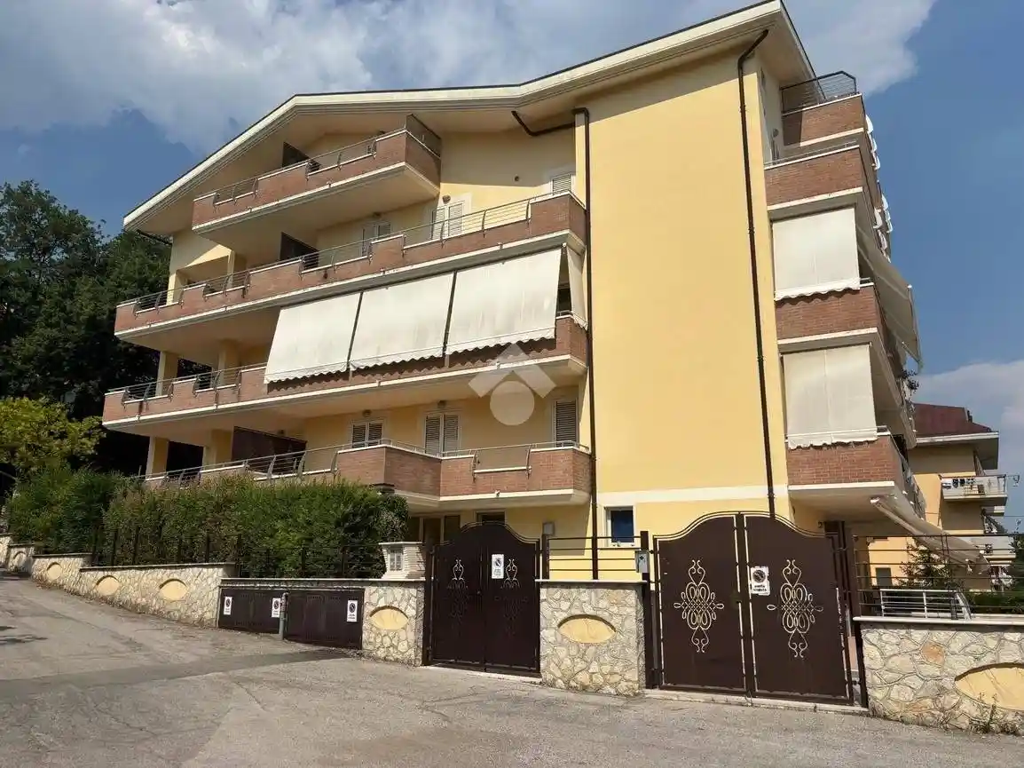 Appartamento in vendita a Castellalto