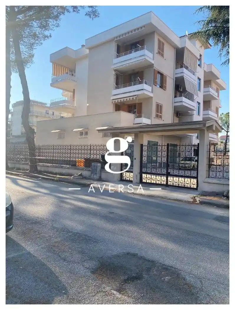 Appartamento in vendita a Aversa