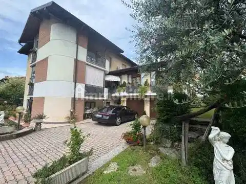 Villa in vendita a Induno Olona