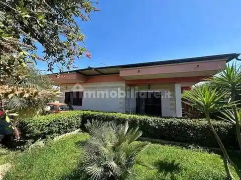 Villa in vendita a Vittoria