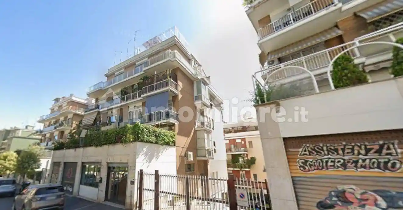 Appartamento in vendita a Roma