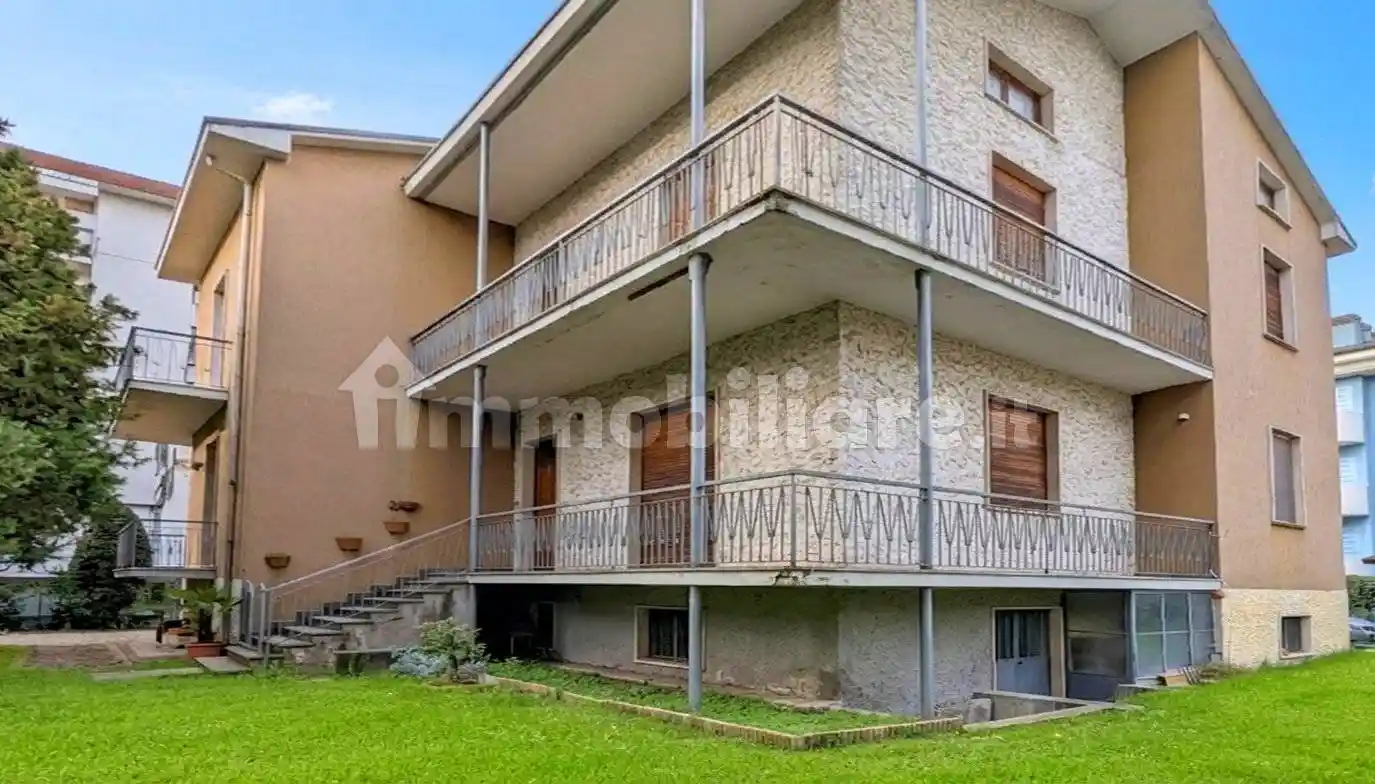 Villa in vendita a Fidenza