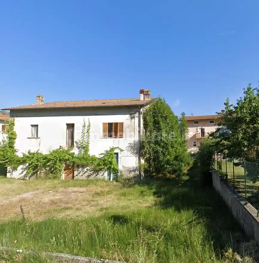Casa indipendente in vendita a Scoppito