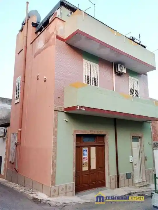 Casa indipendente in vendita a Pachino