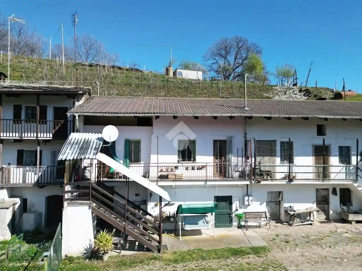 Casa indipendente in vendita a Barge