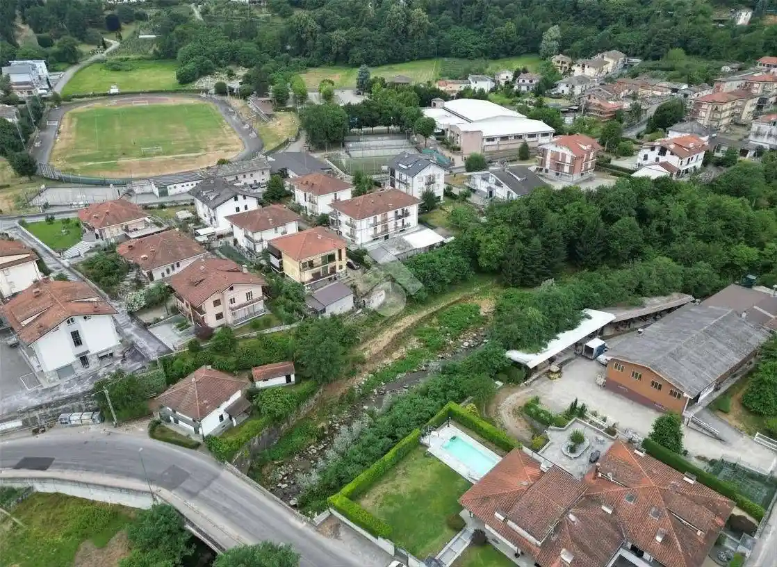 Villa in vendita a Barge