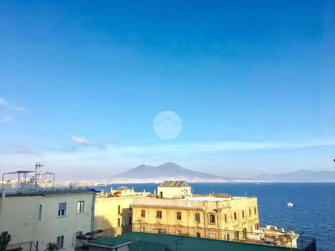 Appartamento in affitto a Napoli