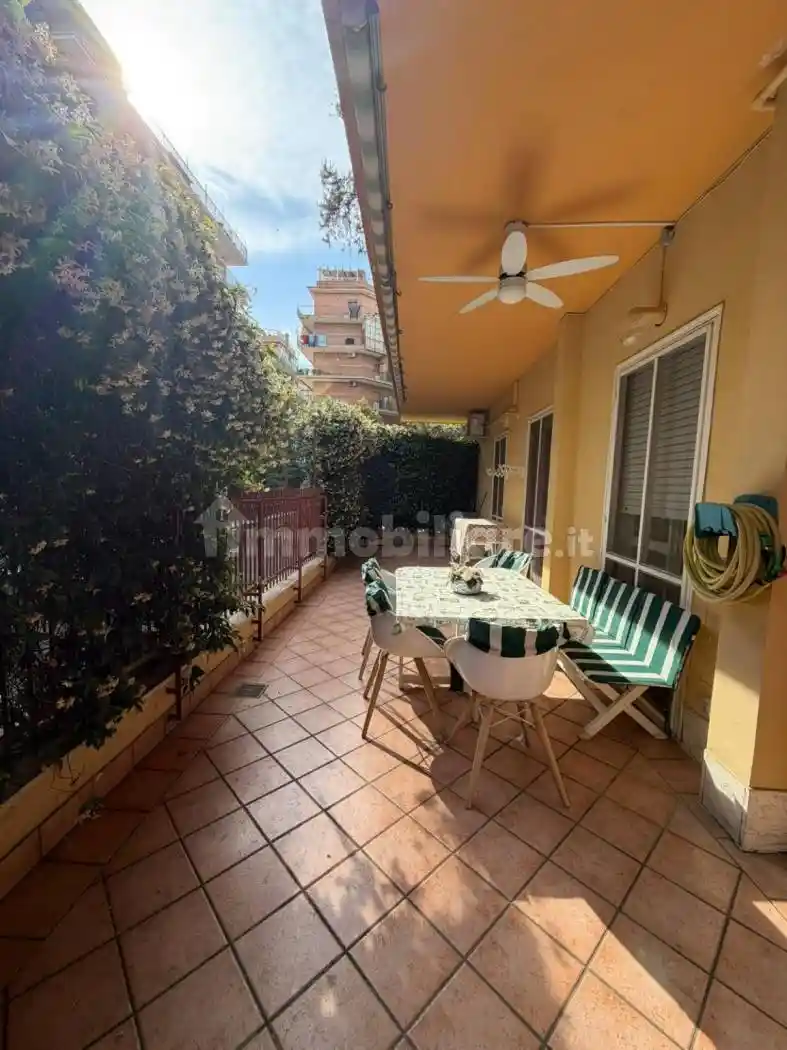 Appartamento in affitto a Ladispoli