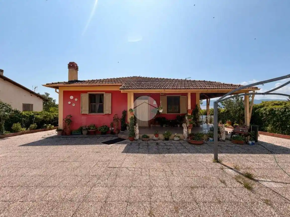 Casa indipendente in vendita a Avezzano