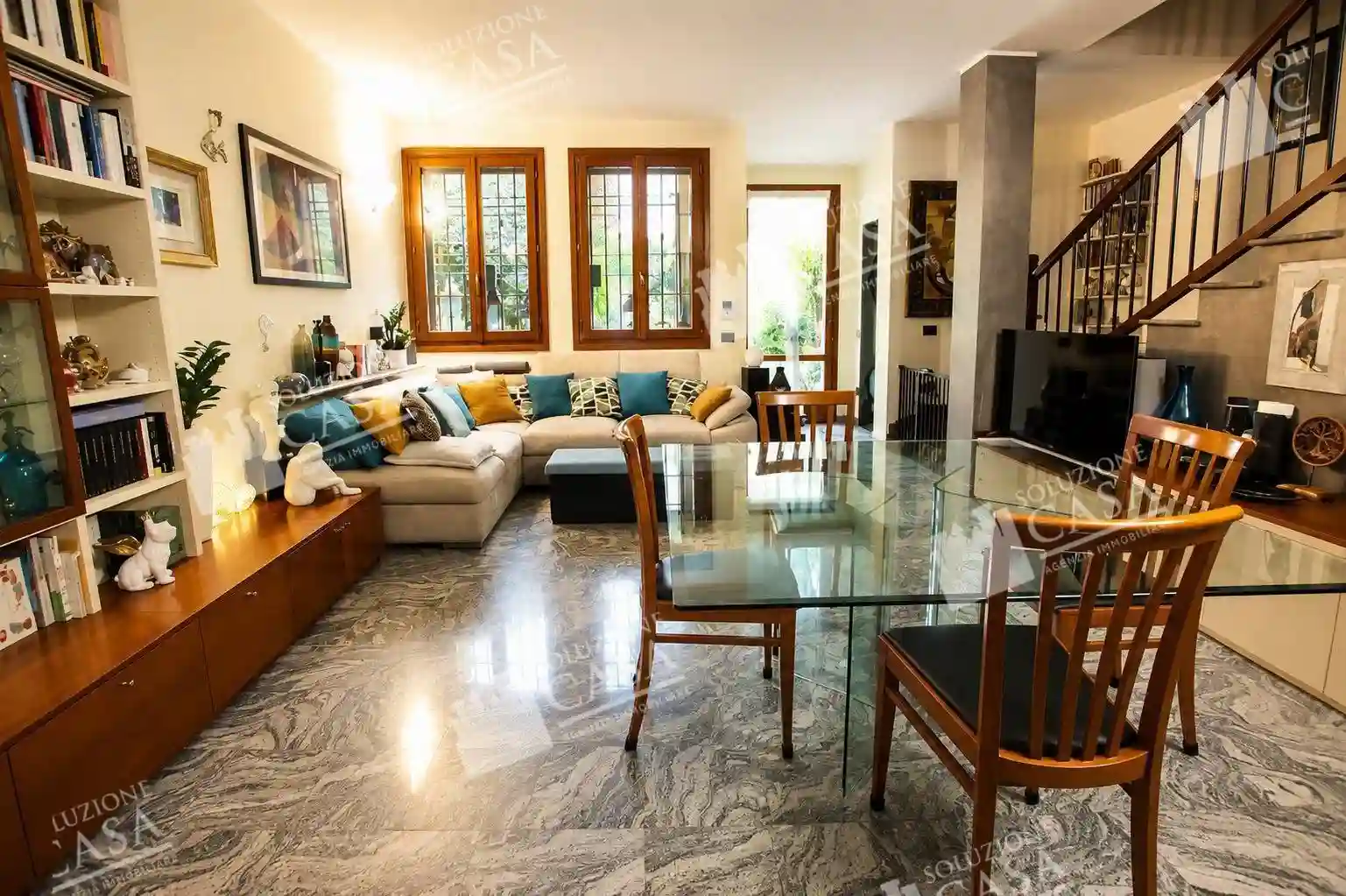 Villa - foto 2
