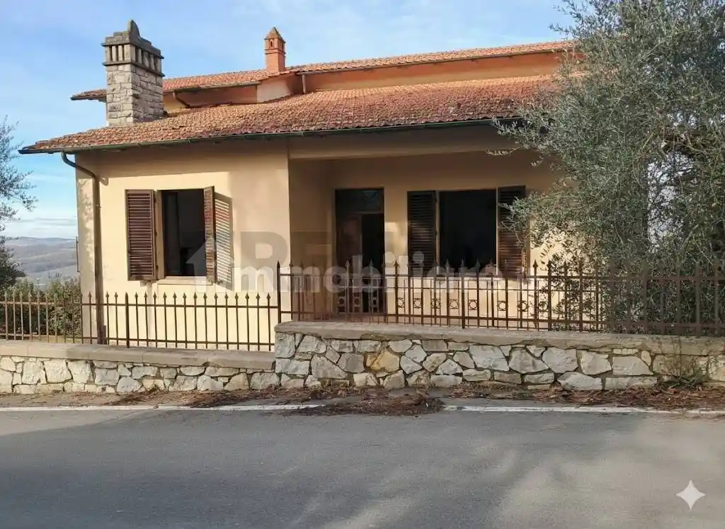 Casa indipendente in vendita a Radda in Chianti