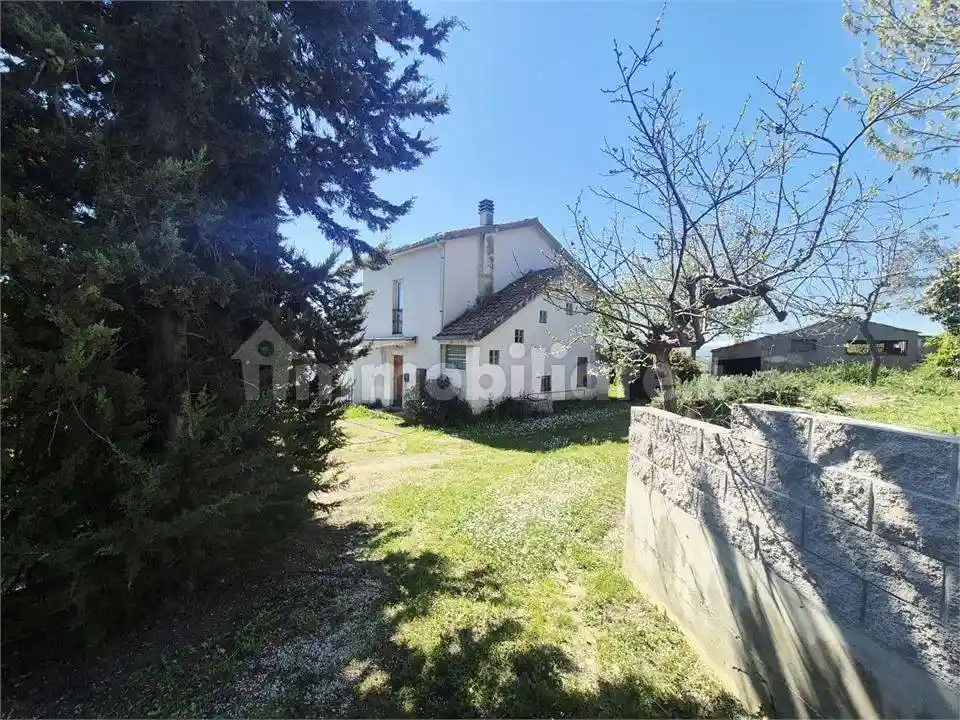 Rustico - Casale in vendita a Elice
